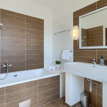 Stephanie Holiday home